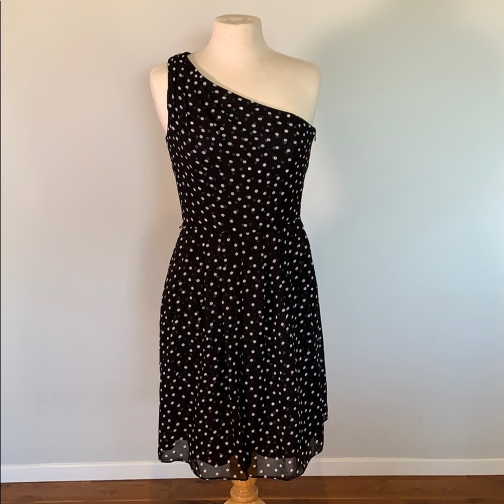 White House Black Market Black and White One Shoulder Dress